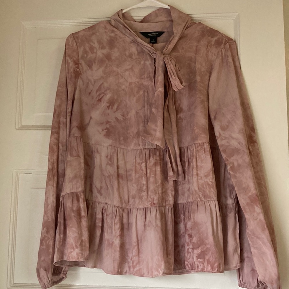 Simply Vera long sleeved blouse